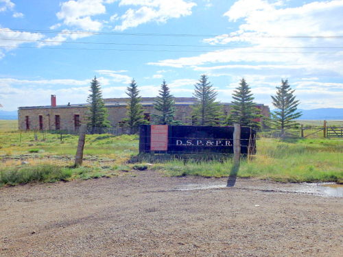 GDMBR: The old Roundhouse of the Denver, South Park and Pacific Railroad  (DSP&PR).